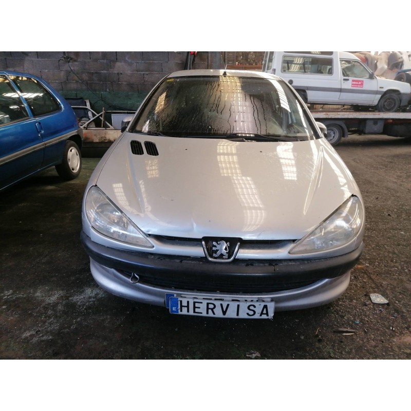 peugeot 206 del año 2002