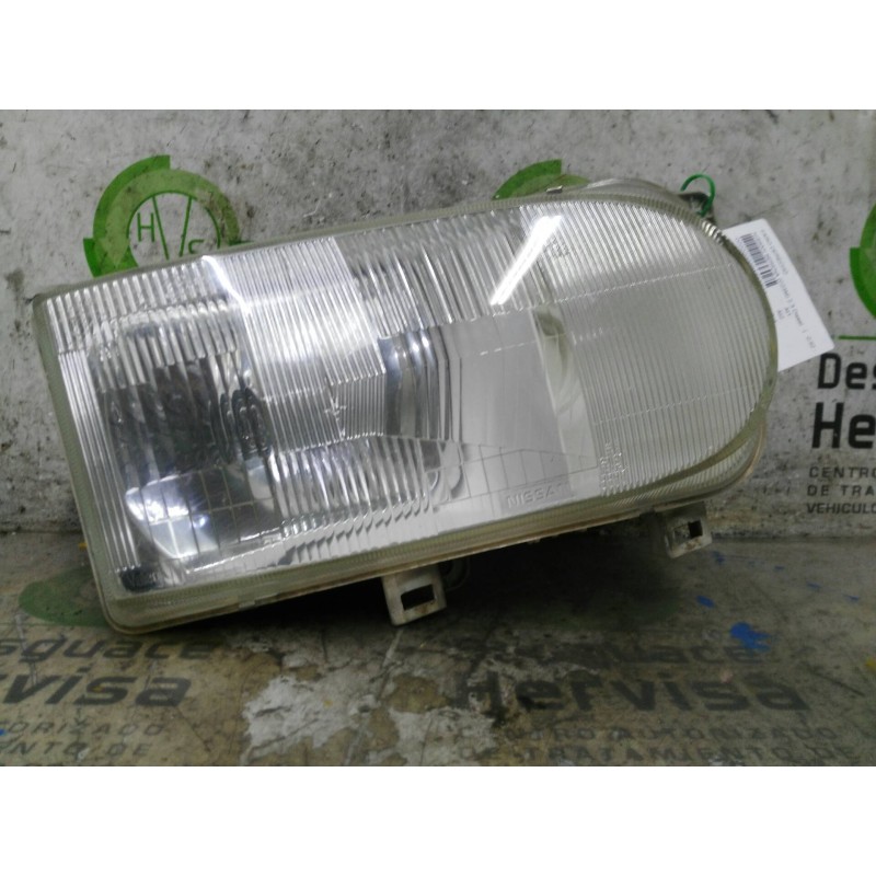 Recambio de faro derecho para nissan serena (c23m) ld23g referencia OEM IAM   